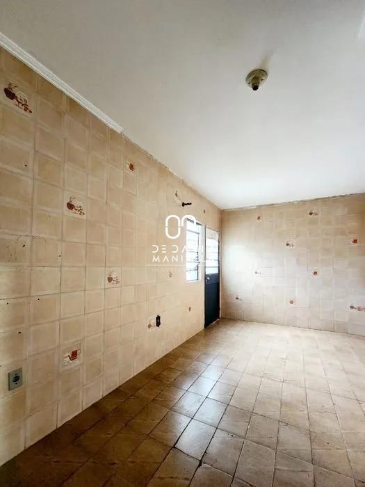 Casa no bairro patronato com 3 dormitórios, 3 vagas de garag