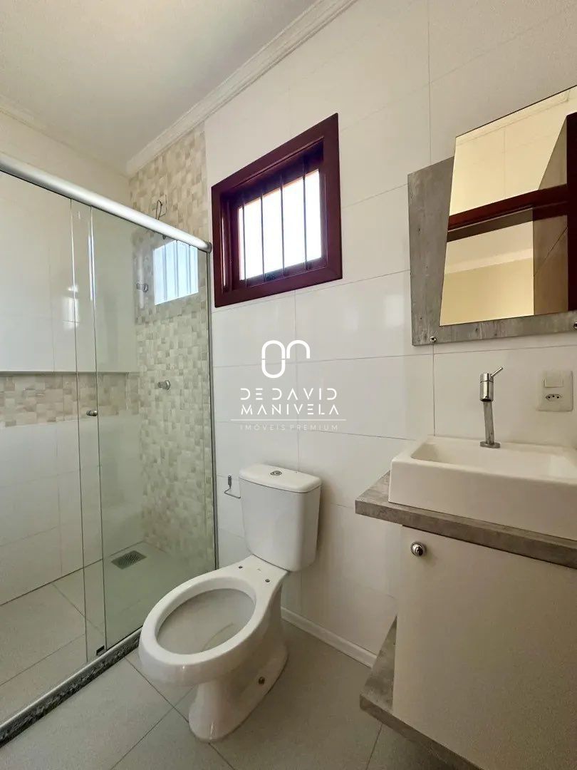 Casa com 3 Dormitórios para alugar, 110 m² por R$ 2.900,00 Casa com 3 Dormitórios para alugar, 110 m² por R$ 2.900,00