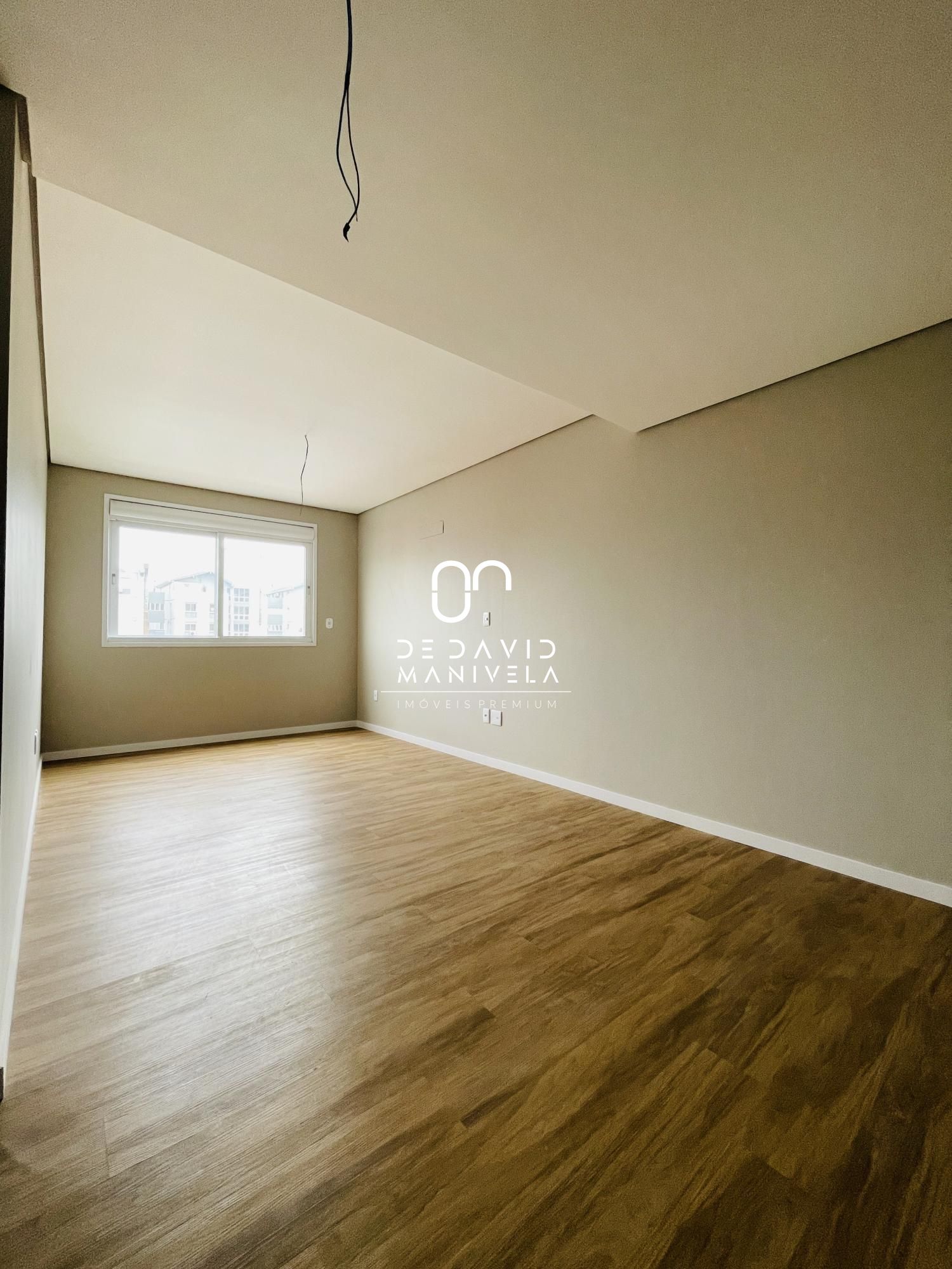Apartamento 03 dormitórios com suíte, próximo ao centro.