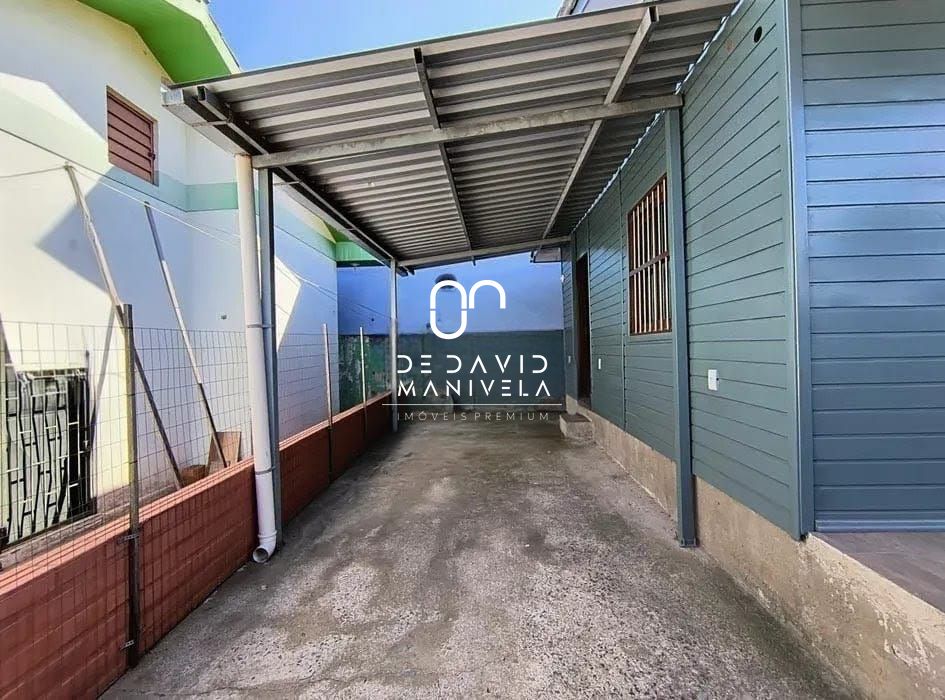 Casa com 2 Dormitórios para alugar, 52 m² por R$ 1.550,00 Casa com 2 Dormitórios para alugar, 52 m² por R$ 1.550,00