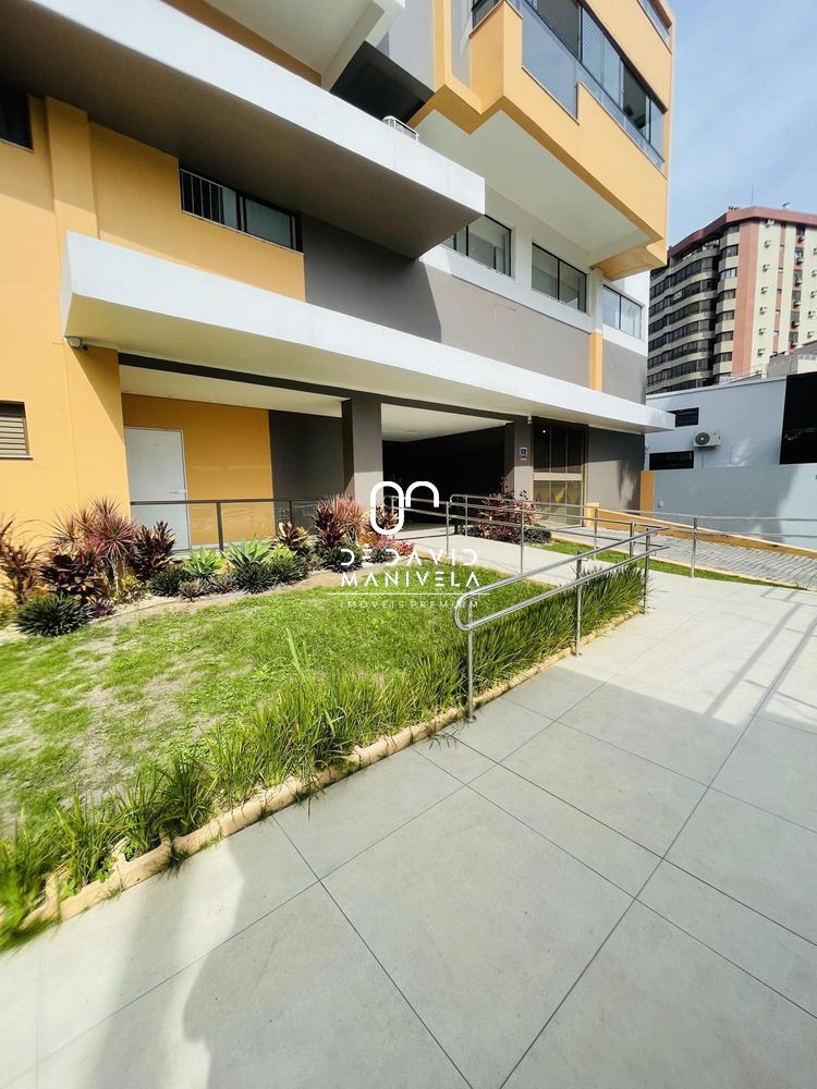 Apartamento 02 dormitórios, com dois terraços, bairro nª srª