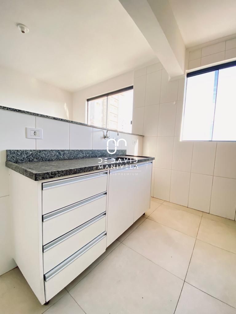Apartamento 01 dormitório com sacada. Churrasqueira e área d