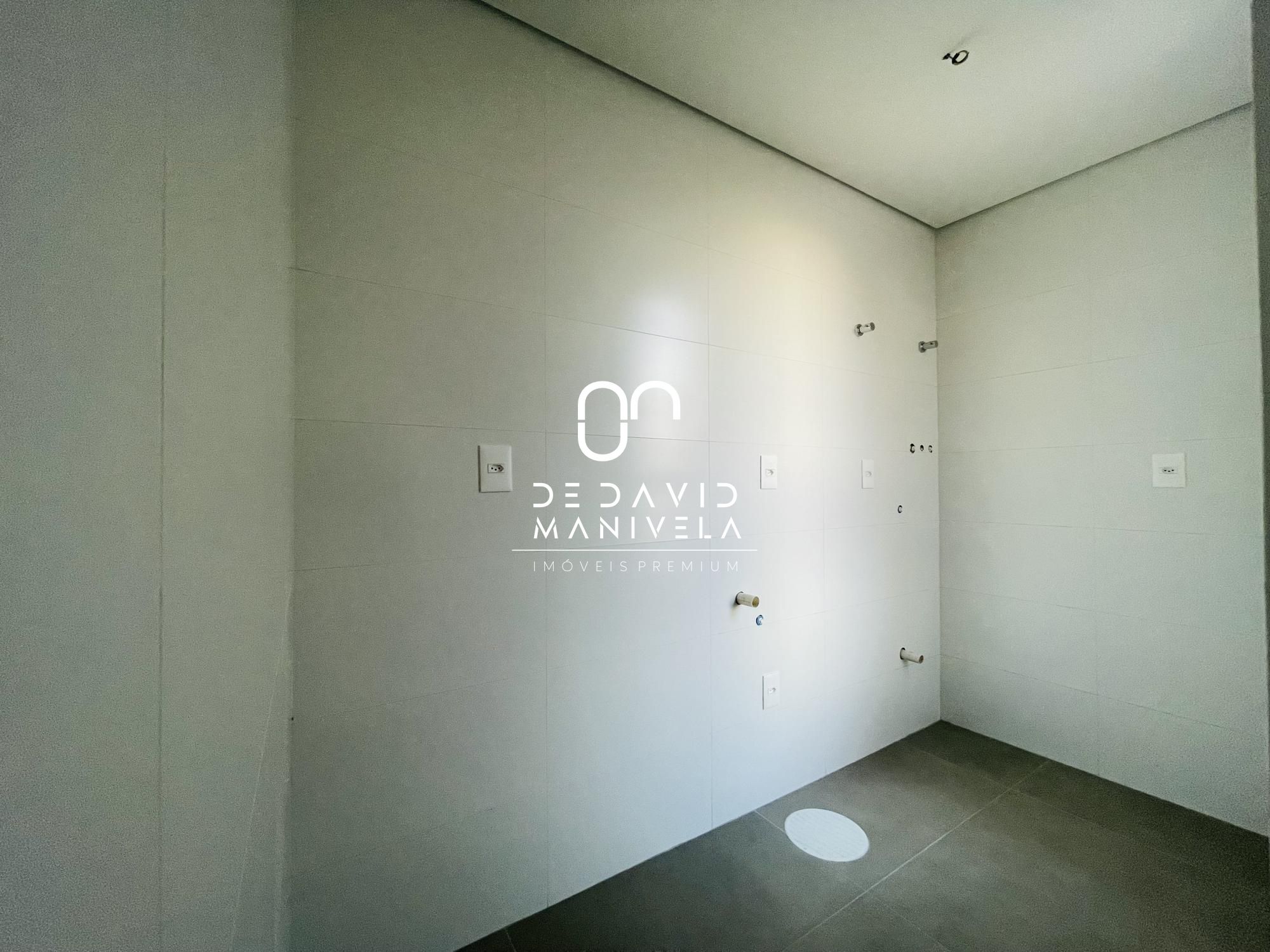 Apartamento 03 suítes e 02 vagas de garagem bairro medianeir
