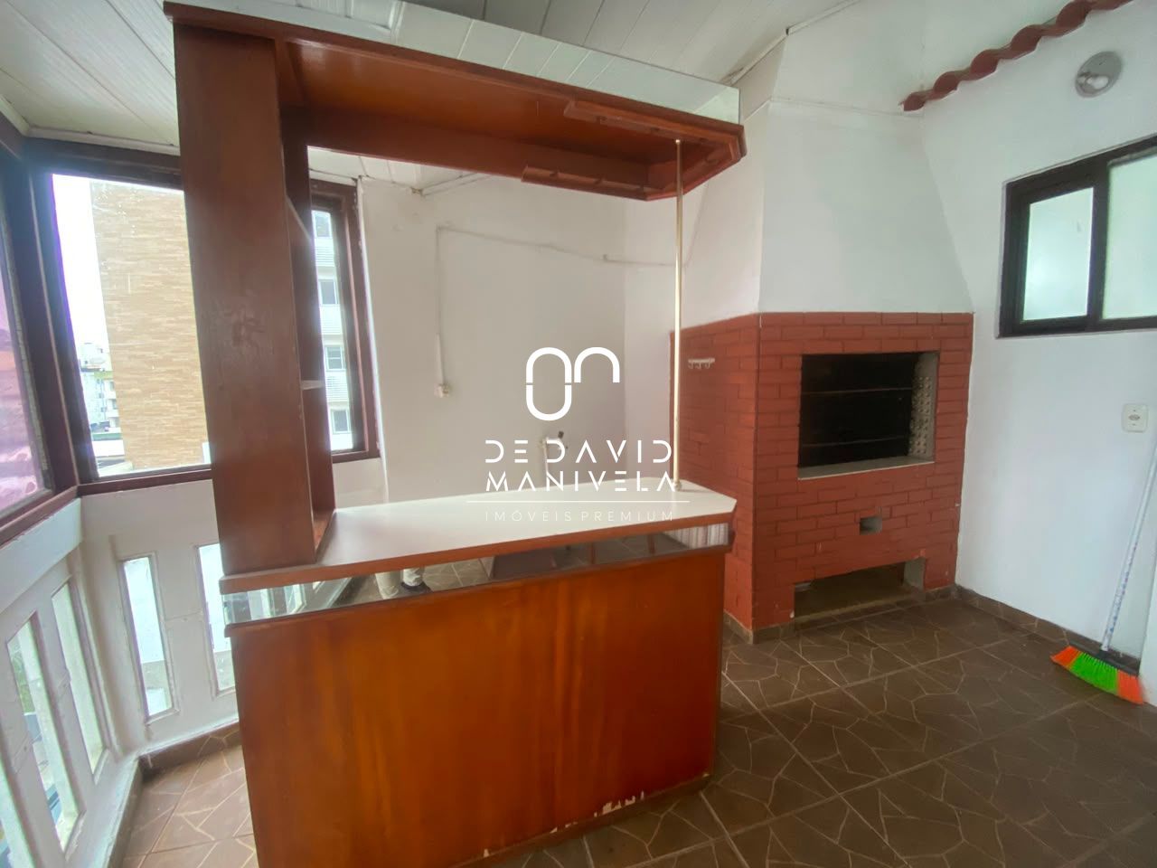 Apartamento com 3 dormitórios 1 vaga de garagem no bairro bo