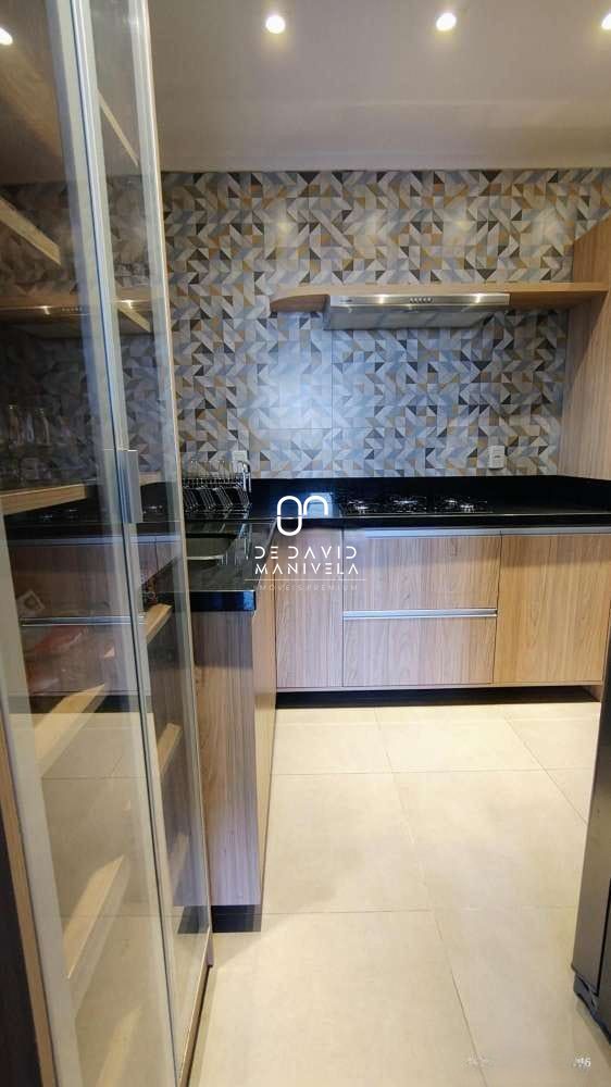 Apartamento com 2 Dormitórios à venda, 107 m² por R$ 480.000,00 Apartamento com 2 Dormitórios à venda, 107 m² por R$ 480.000,00