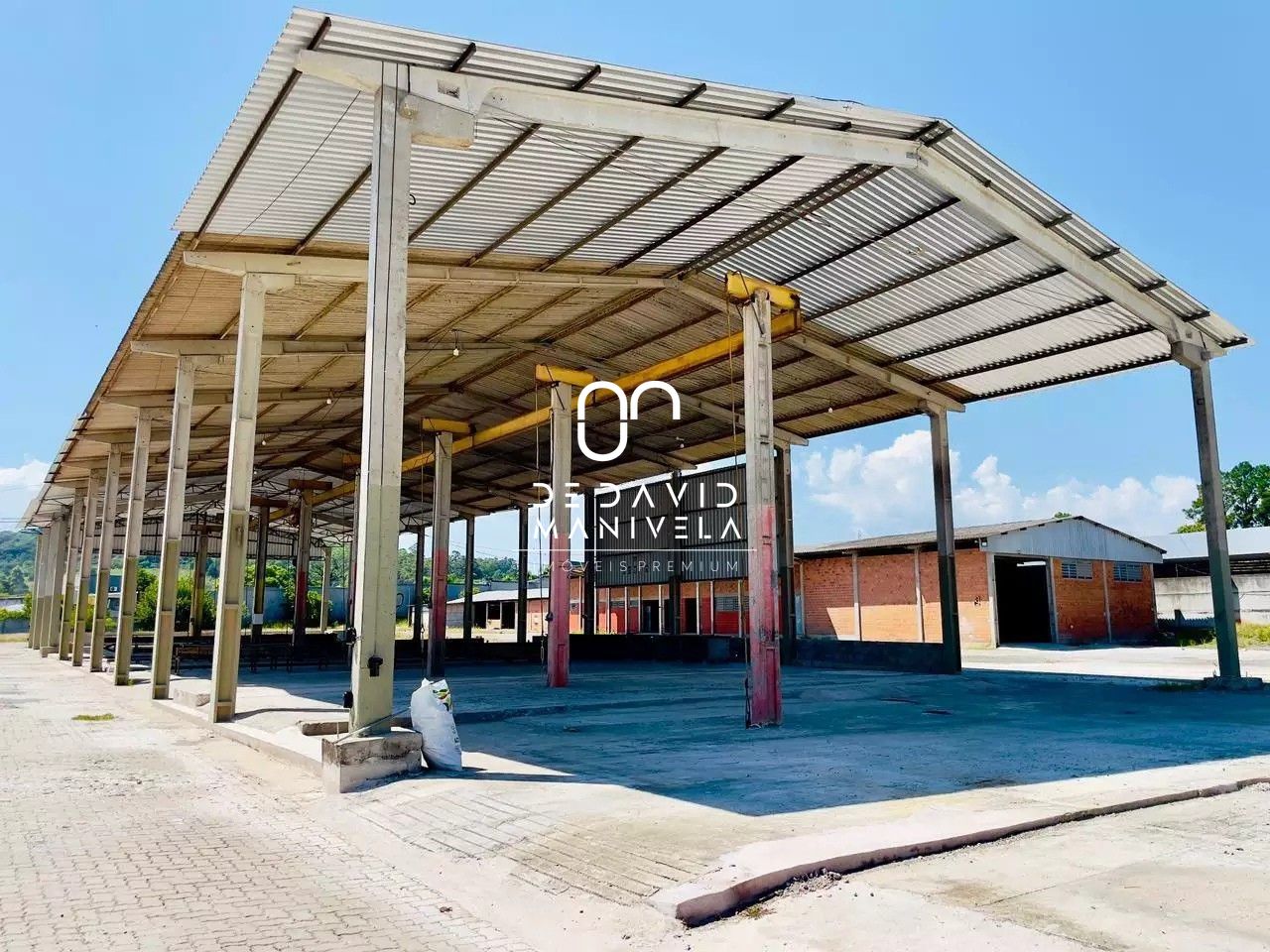 Pavilhão para locação na hélvio basso