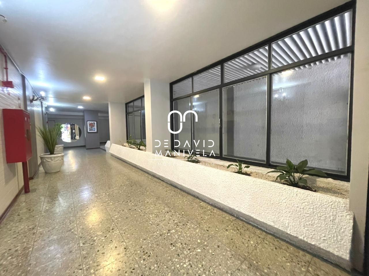 Apartamento a venda na av. Medianeira, com 4 dormitórios, se