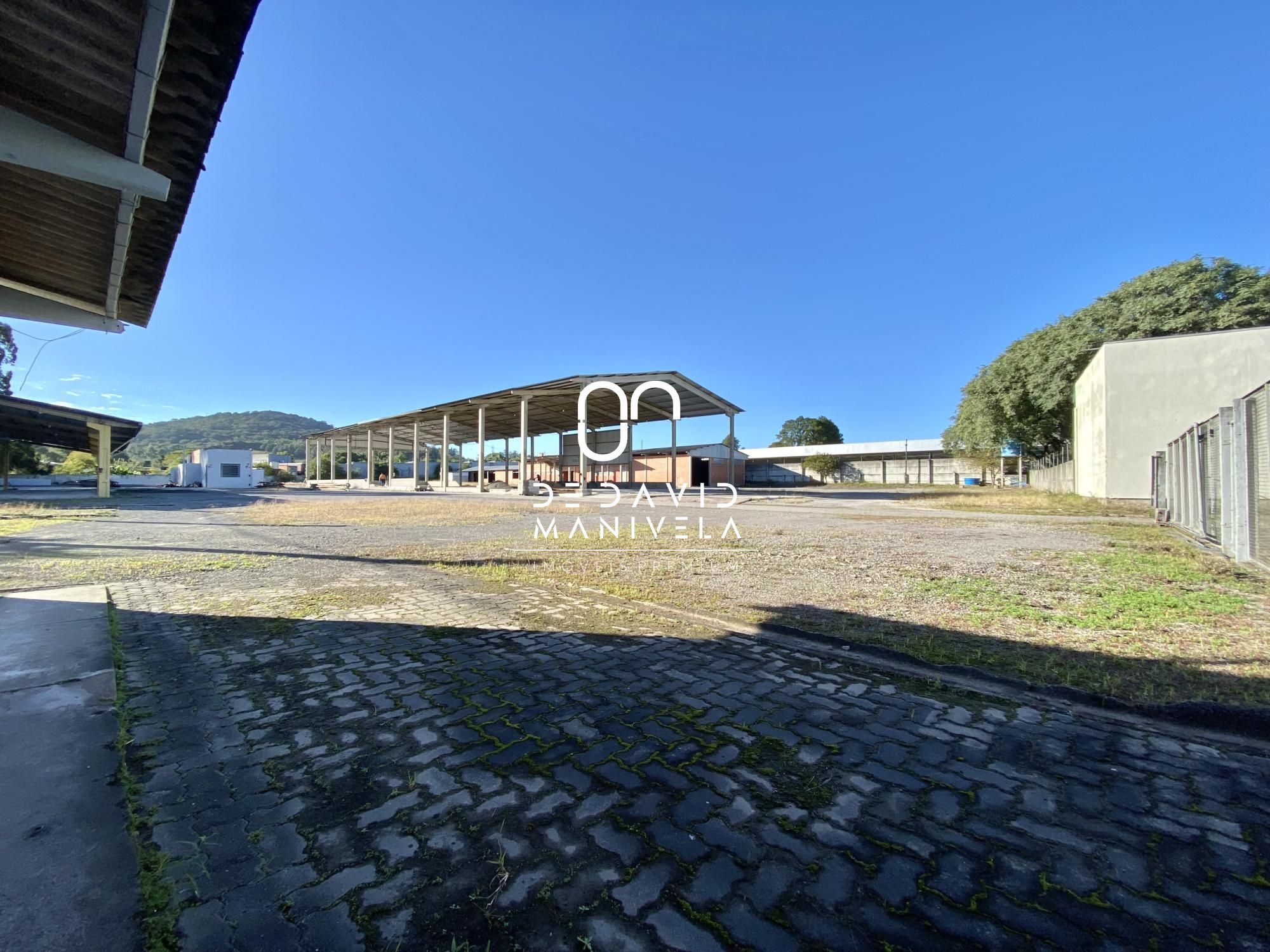 Pavilhão para locação na hélvio basso