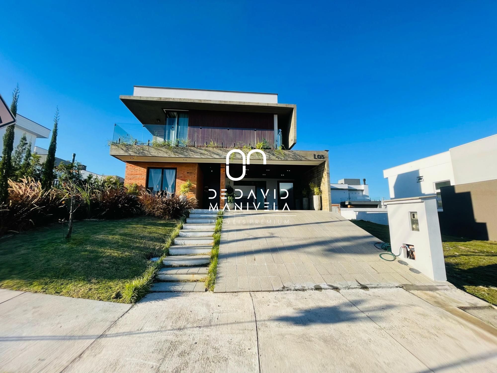 Casa em condomínio à venda  no Tomazetti - Santa Maria, RS. Imóveis