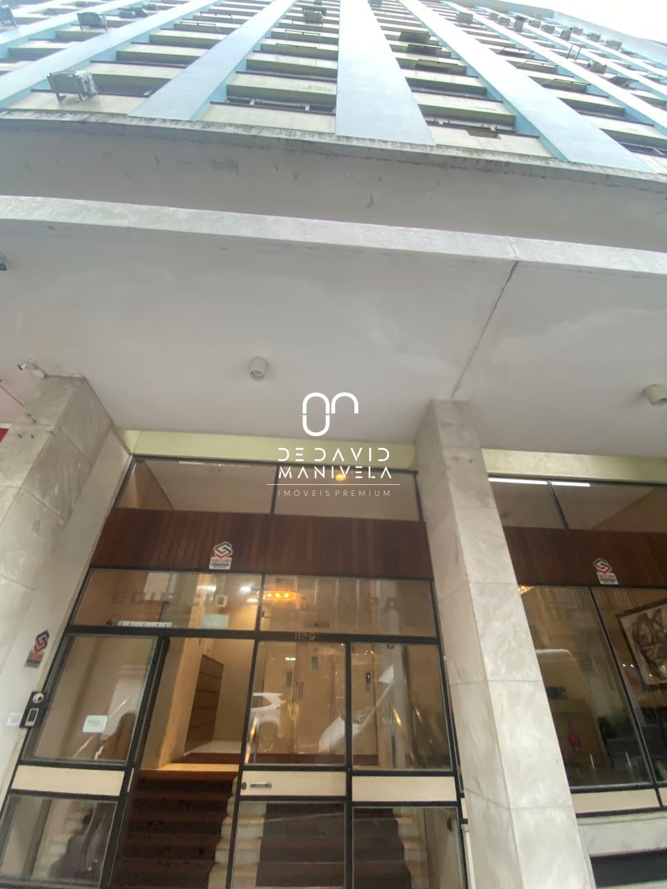 Apartamento com 3 Dormitórios no bairro centro