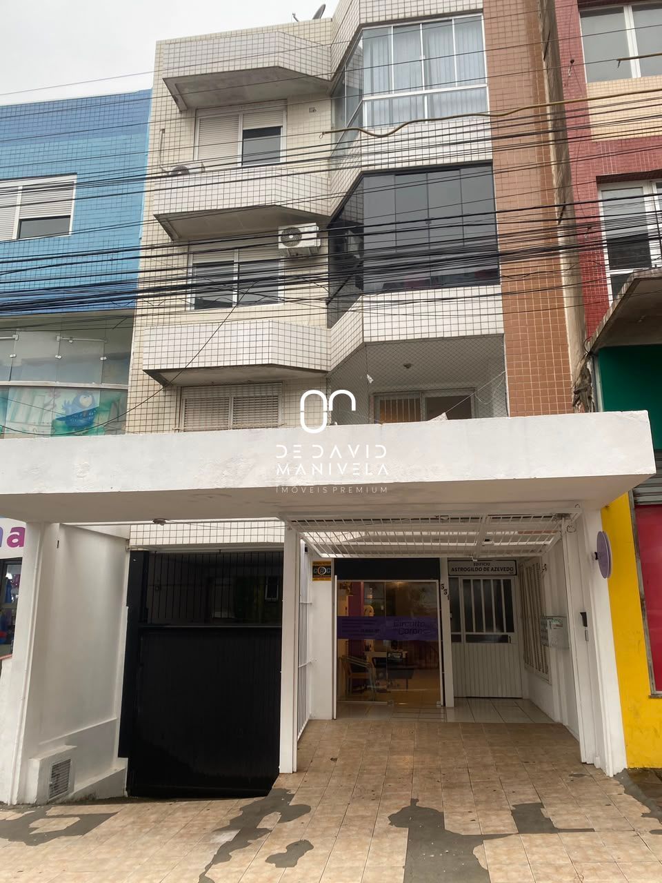 Apartamento Com 1 Dormitório,  1 vaga de garagem Localizado no bairro Centro