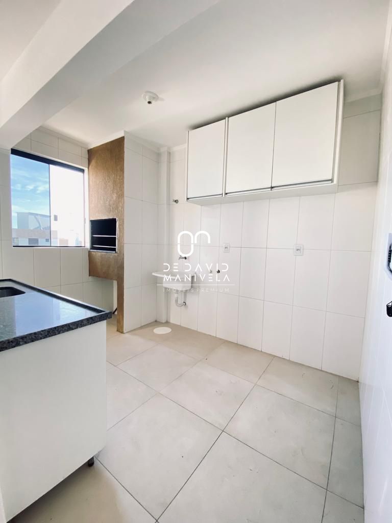Apartamento 01 dormitório com sacada. Churrasqueira e área d