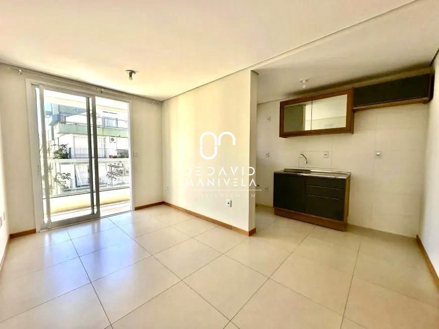Apartamento para alugar  no Centro - Santa Maria, RS. Imóveis