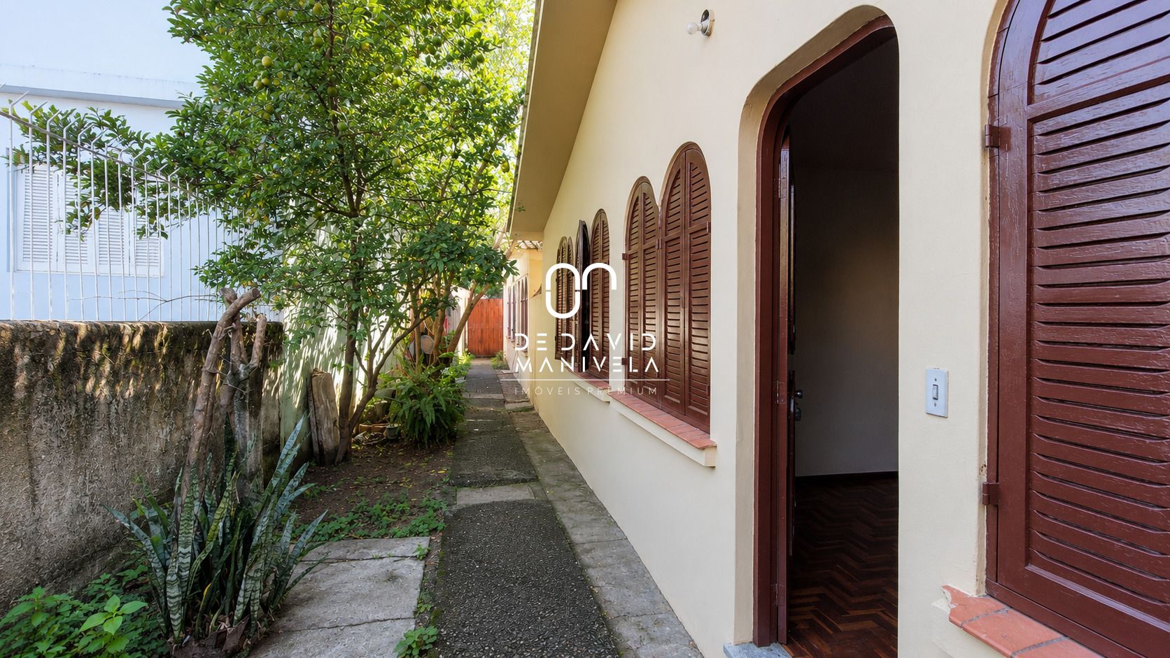 Casa disponível para locação perto do centro