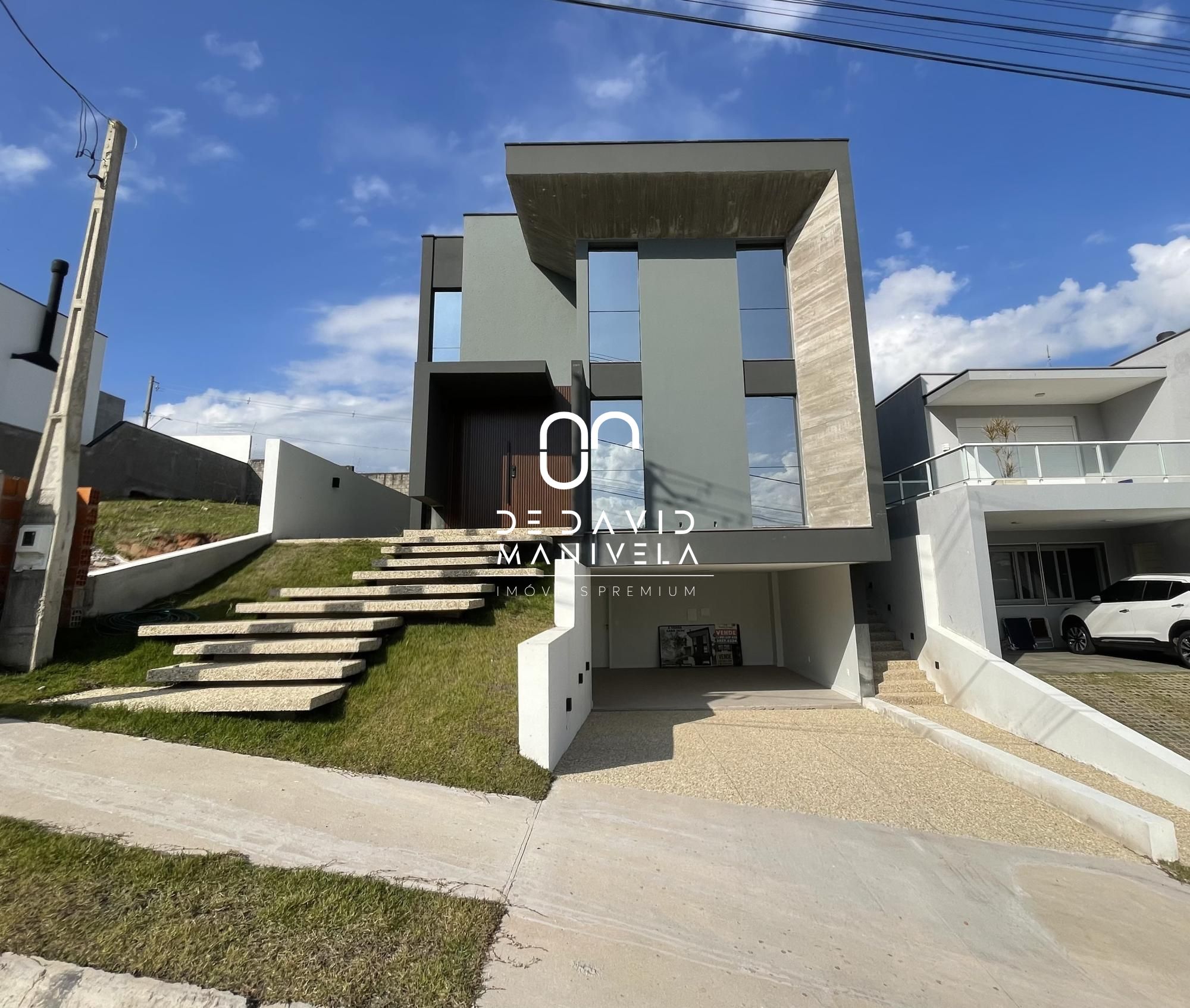 Casa no Condomínio Real Park a venda, possui 3 suítes