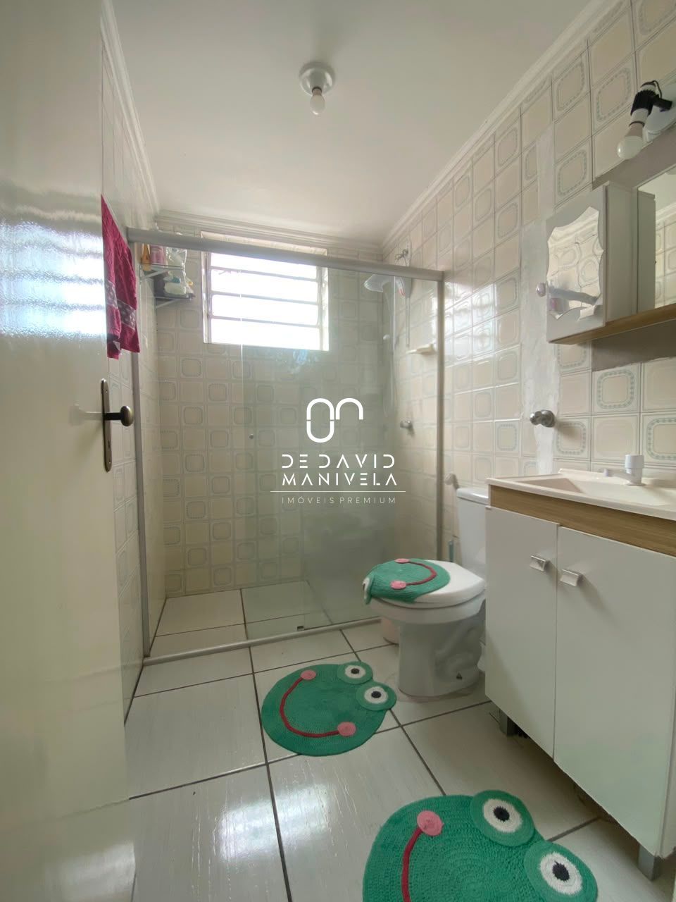 Apartamento com 4 dormitórios no bairro centro