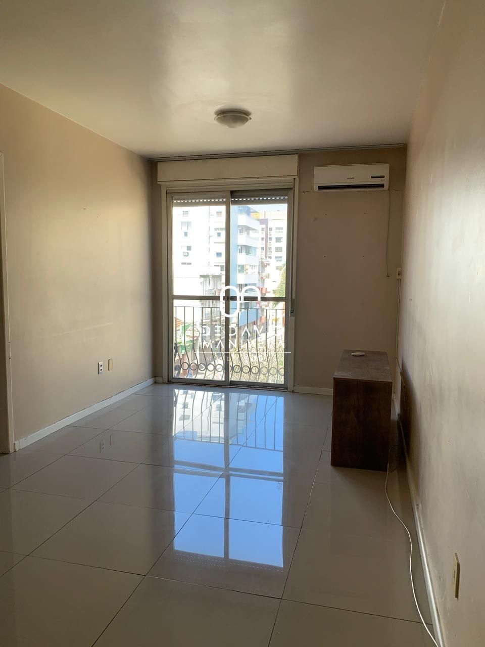 Apartamento para alugar  no Centro - Santa Maria, RS. Imóveis