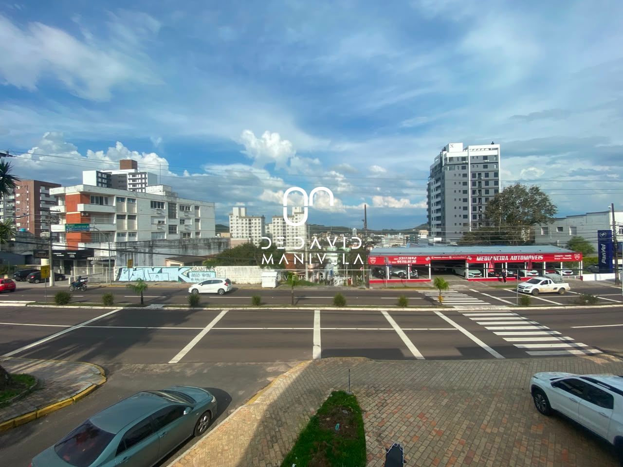 Loja comercial no bairro centro com fácil acesso e visibilid