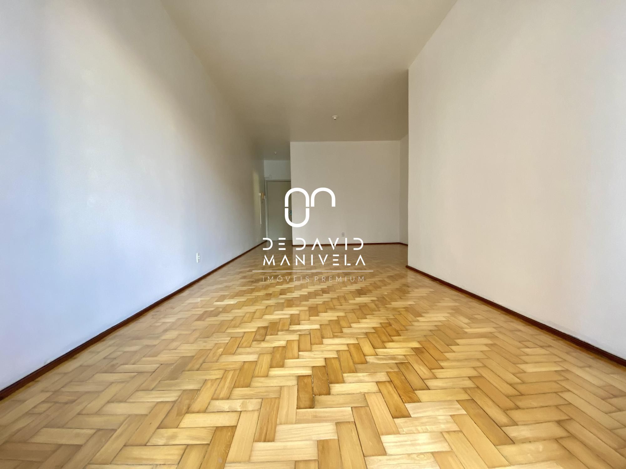 Apartamento com 3 Dormitórios para alugar, 99 m² por R$ 1.700,00 Apartamento com 3 Dormitórios para alugar, 99 m² por R$ 1.700,00