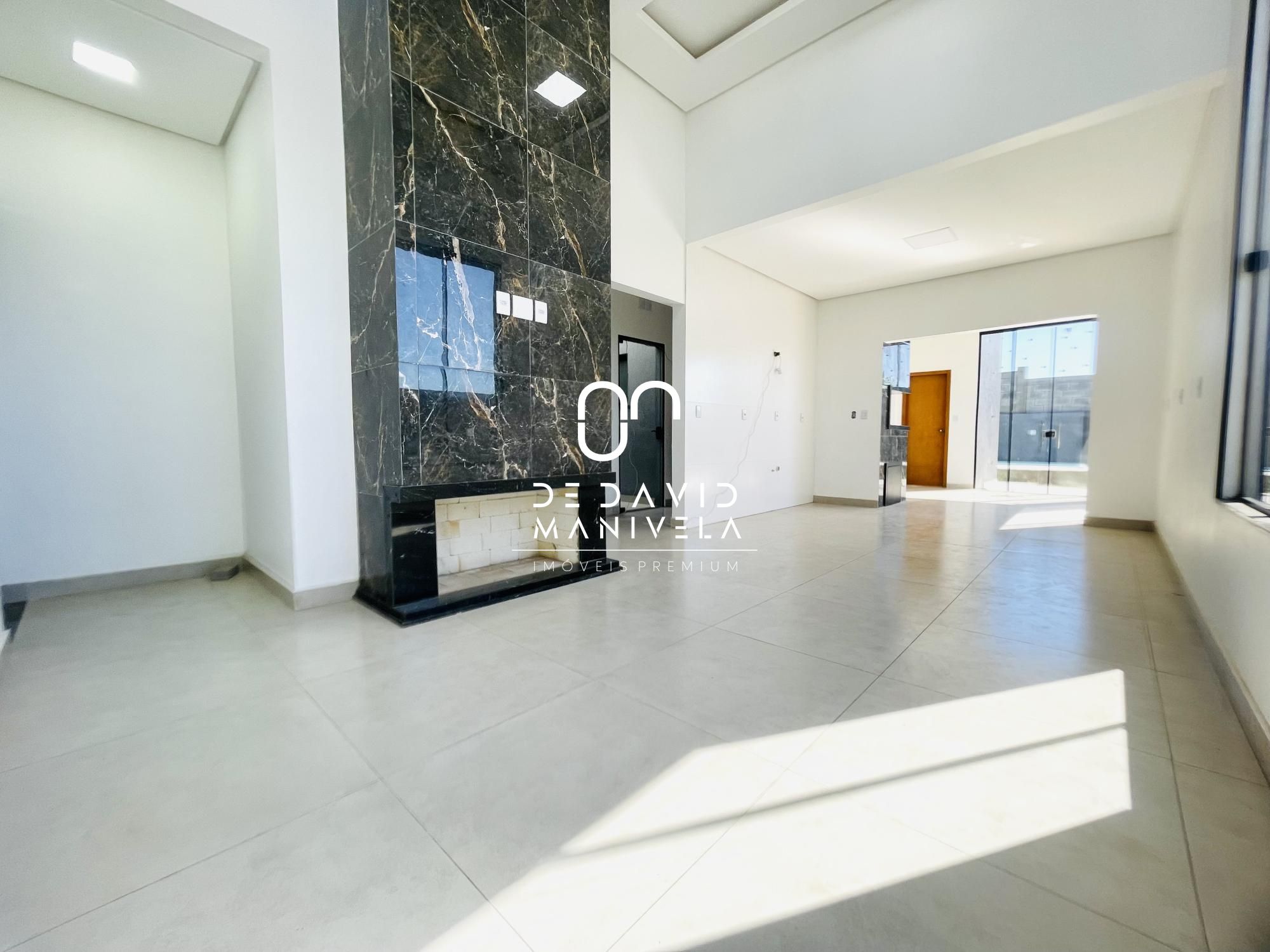 Casa Residencial de 3 dorm. com Piscina e Churrasqueira no Res. Alberto Schons,