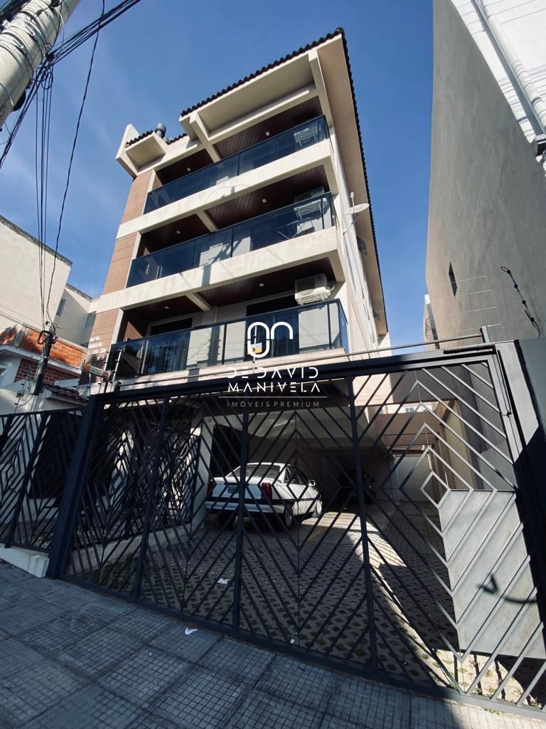 Apartamento 01 dormitório com sacada. Churrasqueira e área d