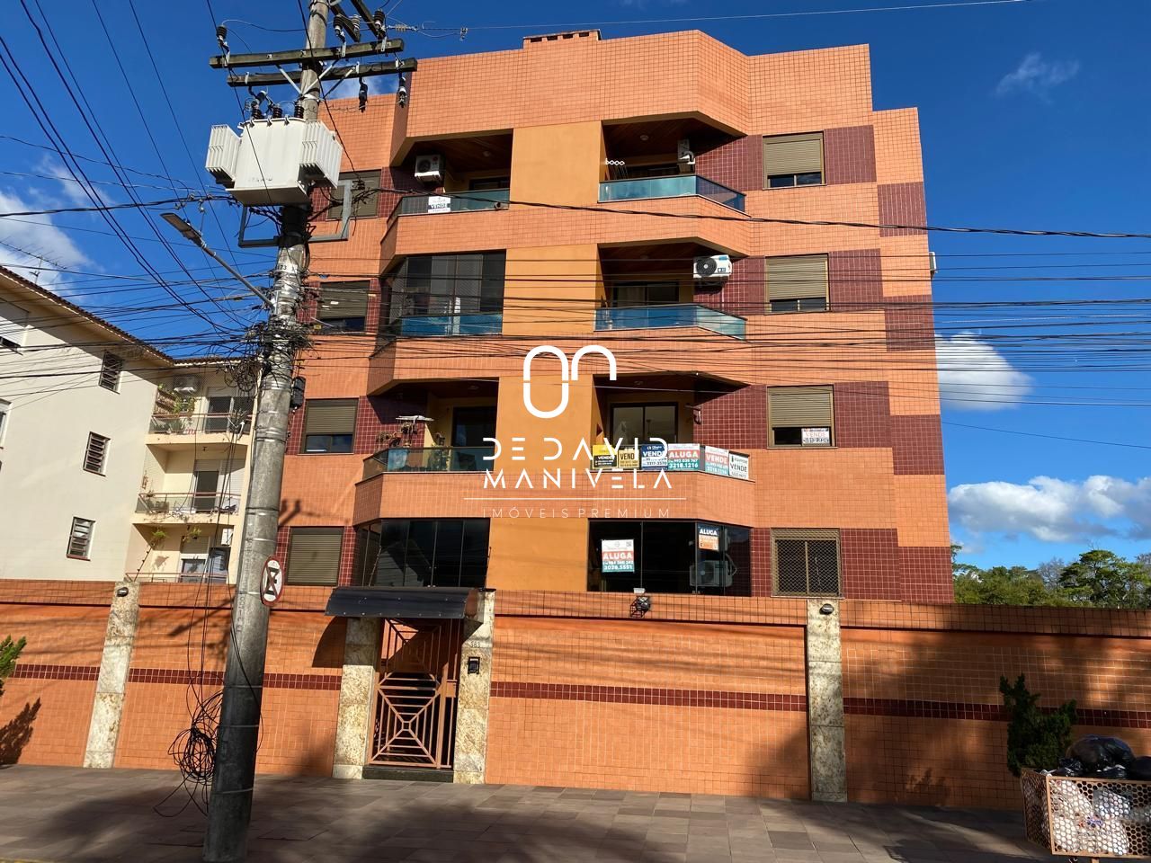 Apartamento com 2 Dormitórios mais vaga de garagem no Bairro Nonoai