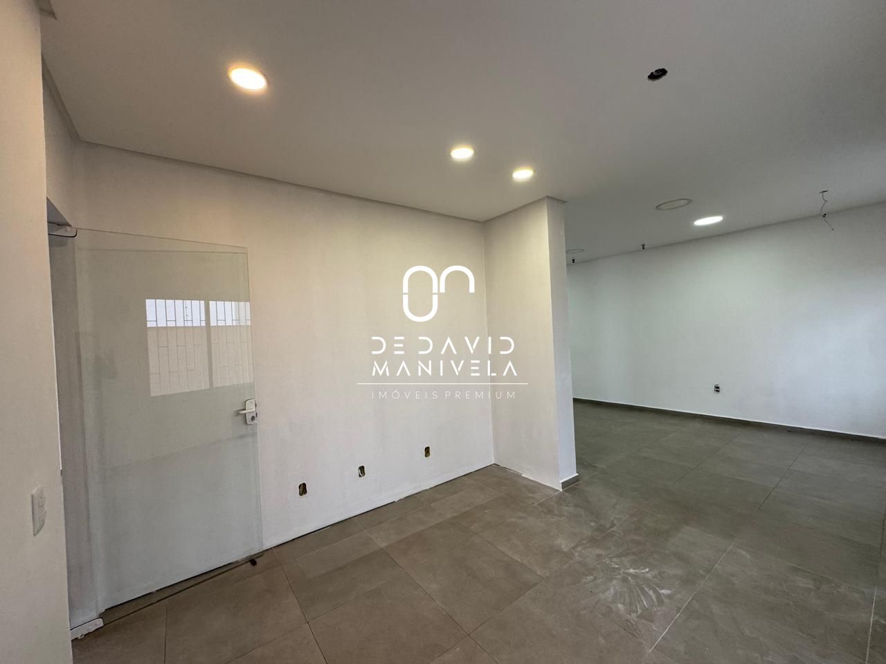 Loja disponível para locação e venda no bairro nossa senhora