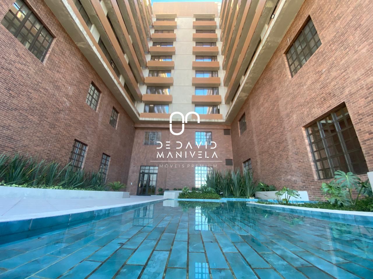 Apartamento semimobiliado Com 1 Dormitório