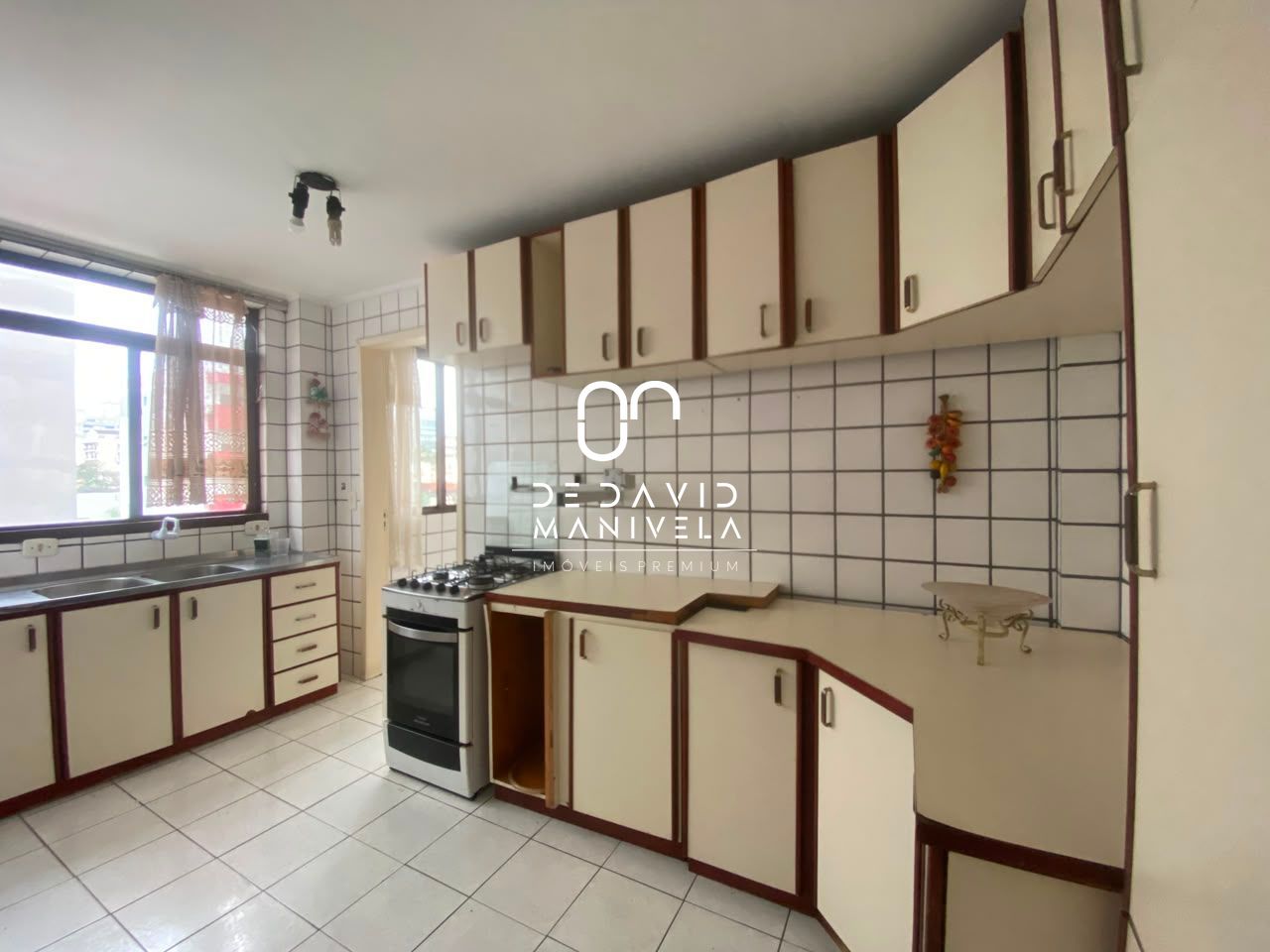 Apartamento com 3 dormitórios 1 vaga de garagem no bairro bo