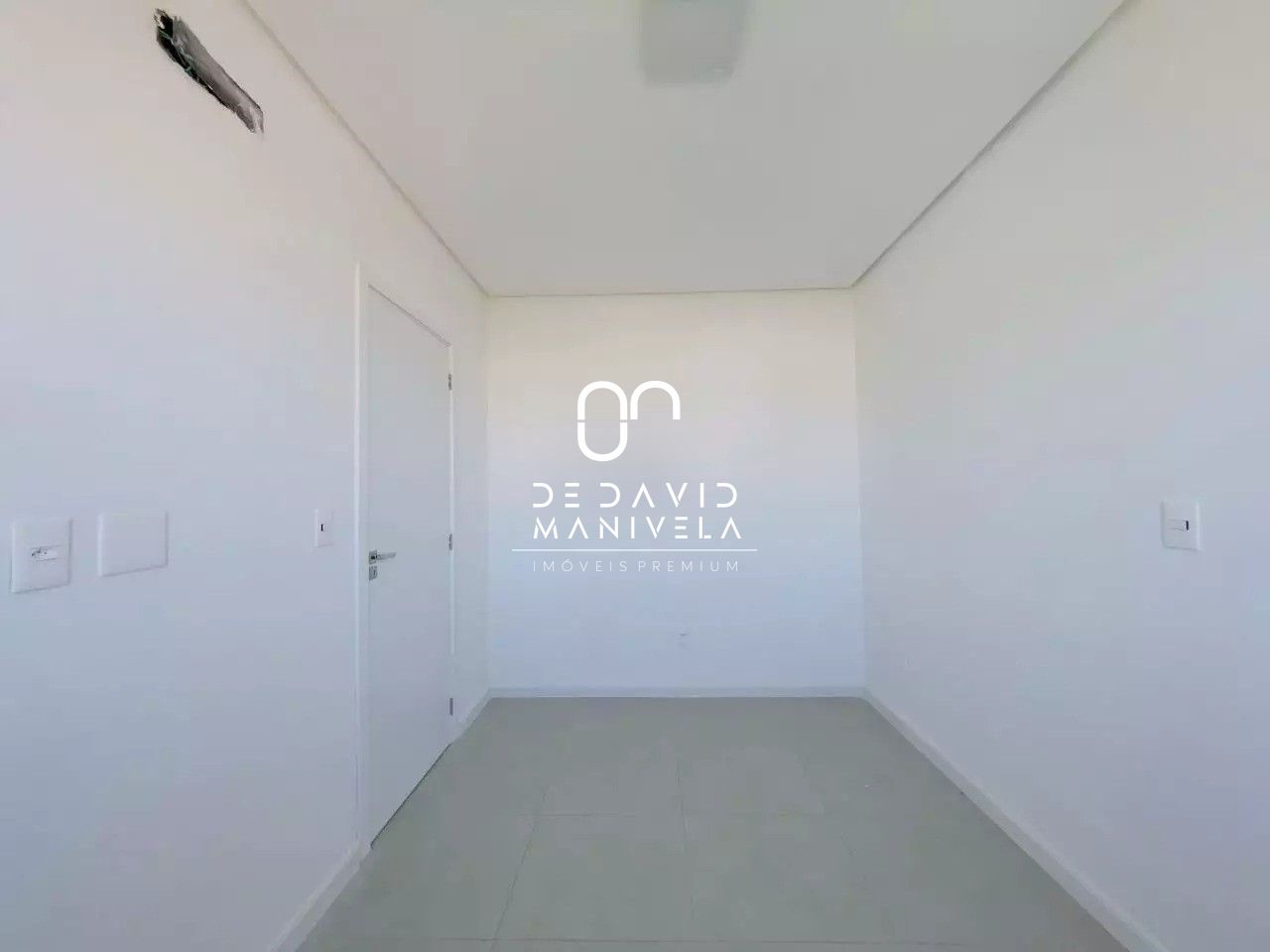 Oportunidade única! apartamento novo e semimobiliado em camo