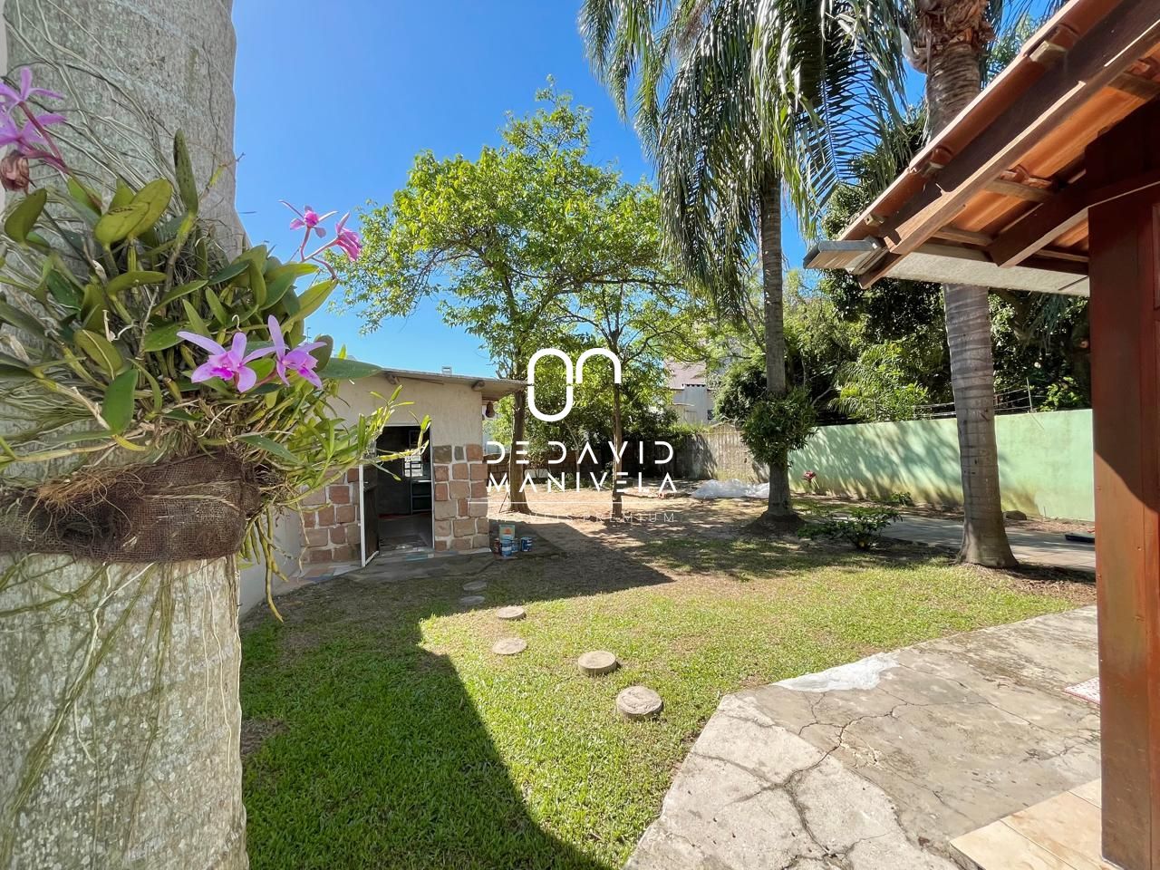Casa com 3 Dormitórios para alugar, 160 m² por R$ 4.000,00 Casa com 3 Dormitórios para alugar, 160 m² por R$ 4.000,00