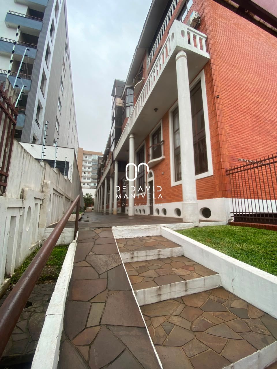 Apartamento com 3 dormitórios 1 vaga de garagem no bairro bo