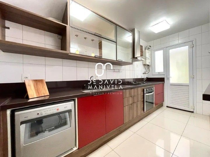 Linda casa de condomínio para locação em são josé, santa mar