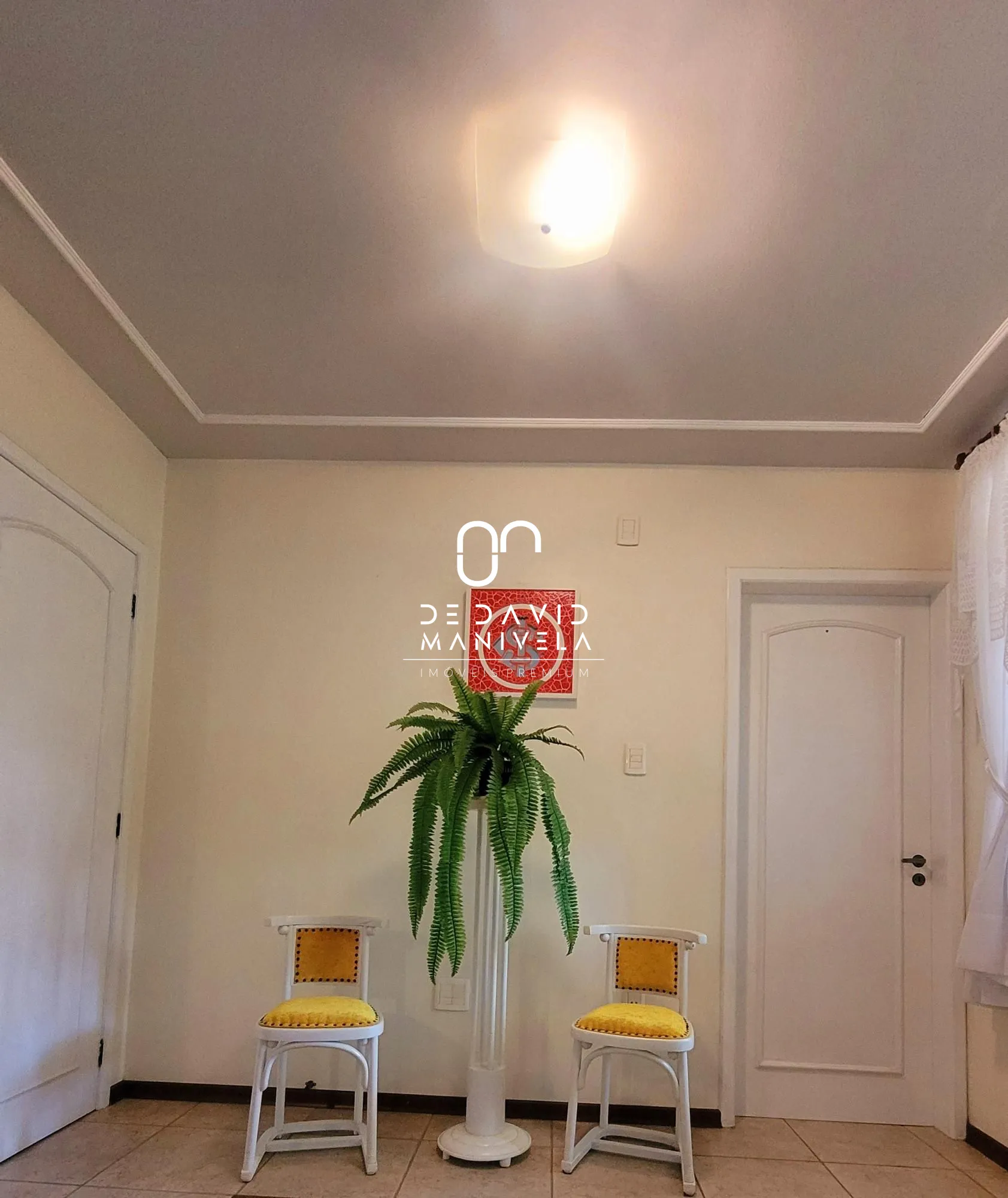 CASA ESPETACULAR BAIRRO NOBRE 4 DORMITÓRIOS 2 SUITES