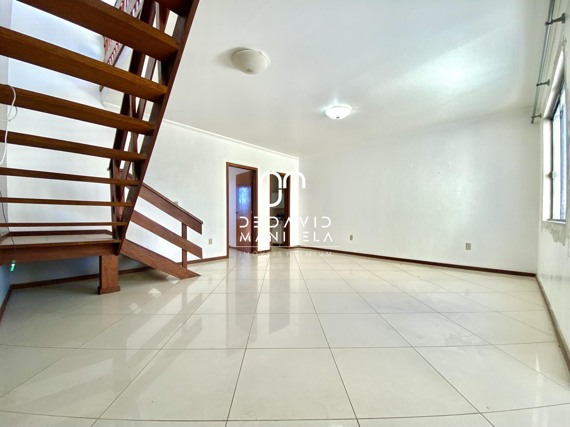 Cobertura para alugar  no Duque de Caxias - Santa Maria, RS. Imóveis