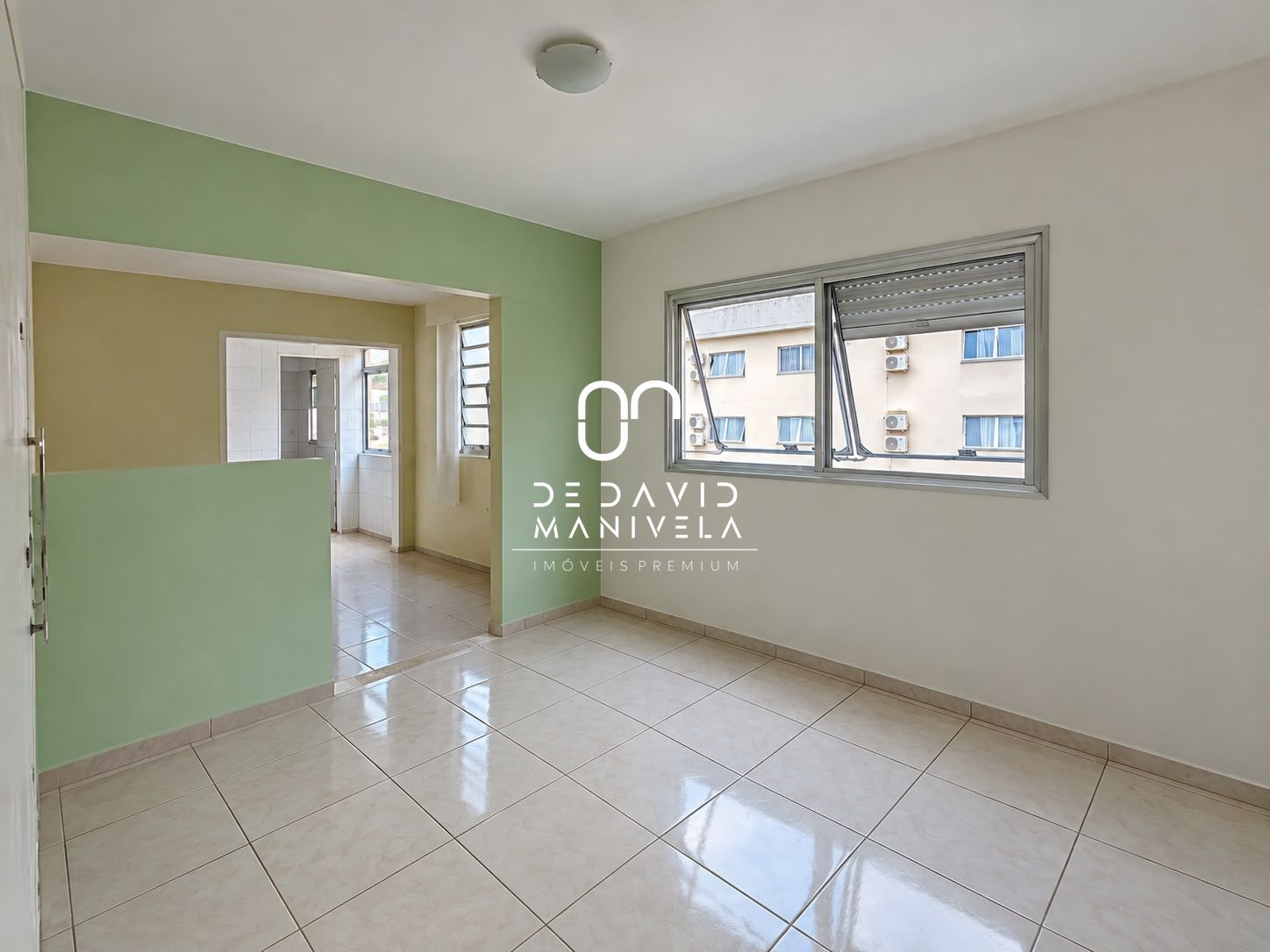 Apartamento Com 2 dormitórios e 1 vaga de garagem