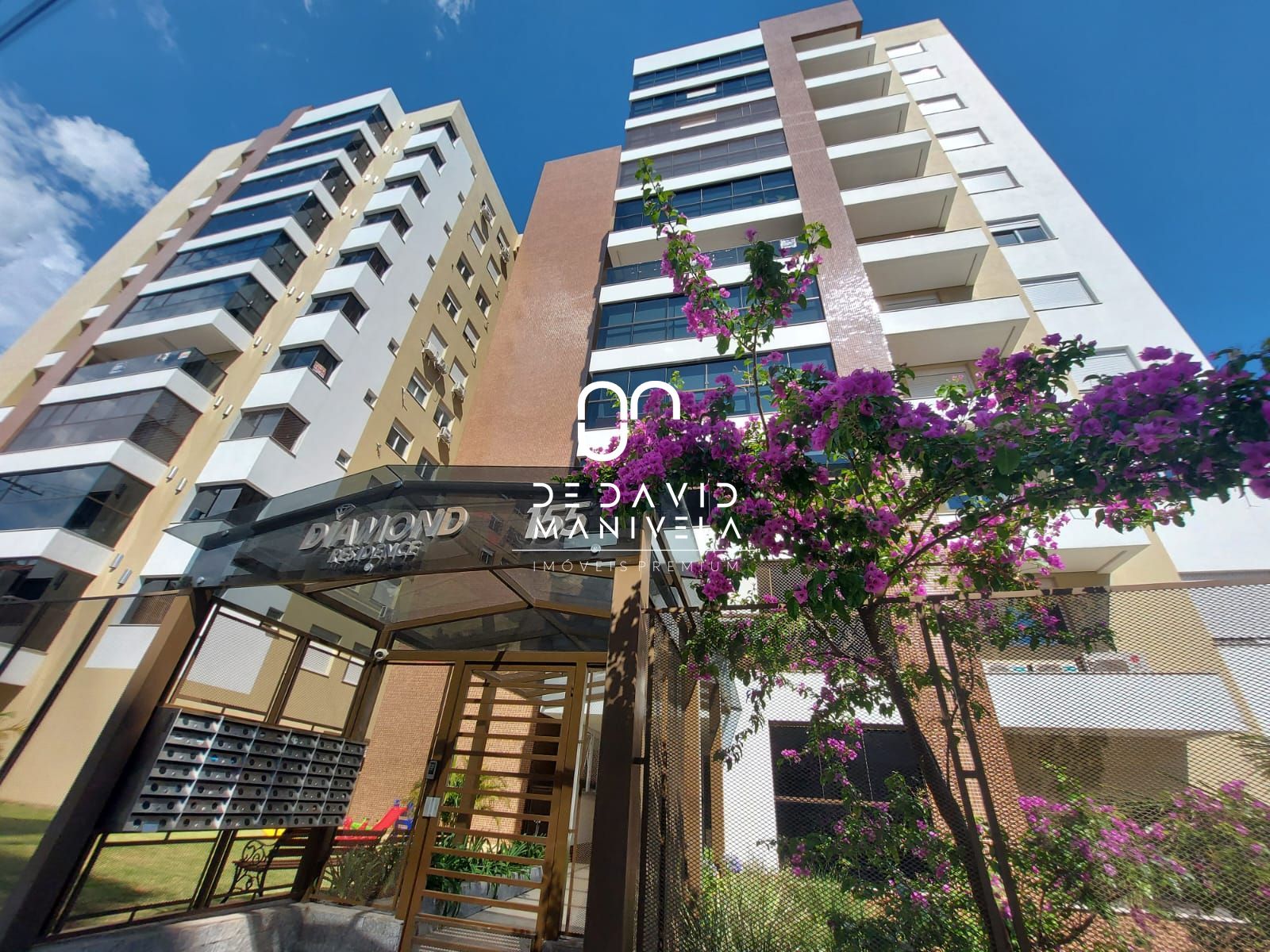 Apartamento Amplo Alto Padrão!!