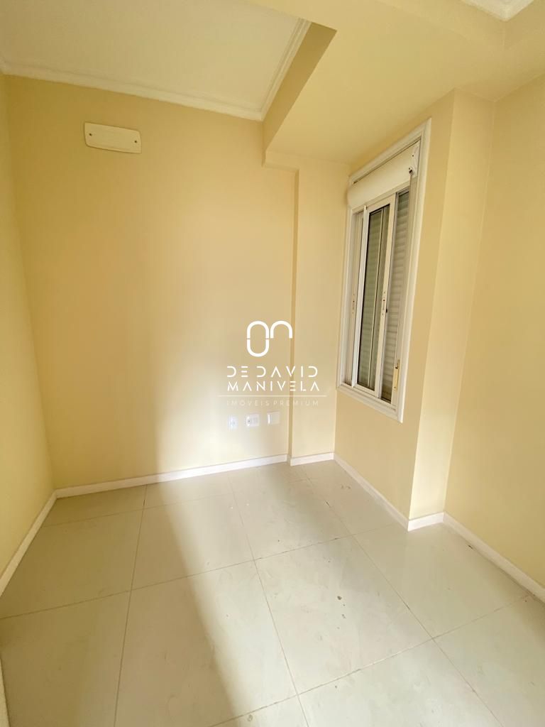 Cobertura duplex ótima localização, próxima a av. Presidente
