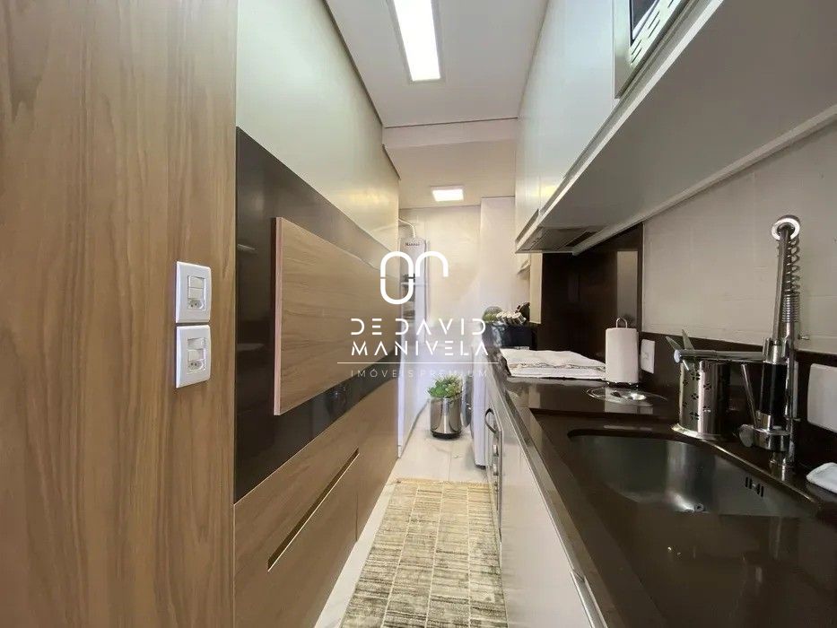 Apartamento com 2 Dormitórios à venda, 68 m² por R$ 650.000,00 Apartamento com 2 Dormitórios à venda, 68 m² por R$ 650.000,00