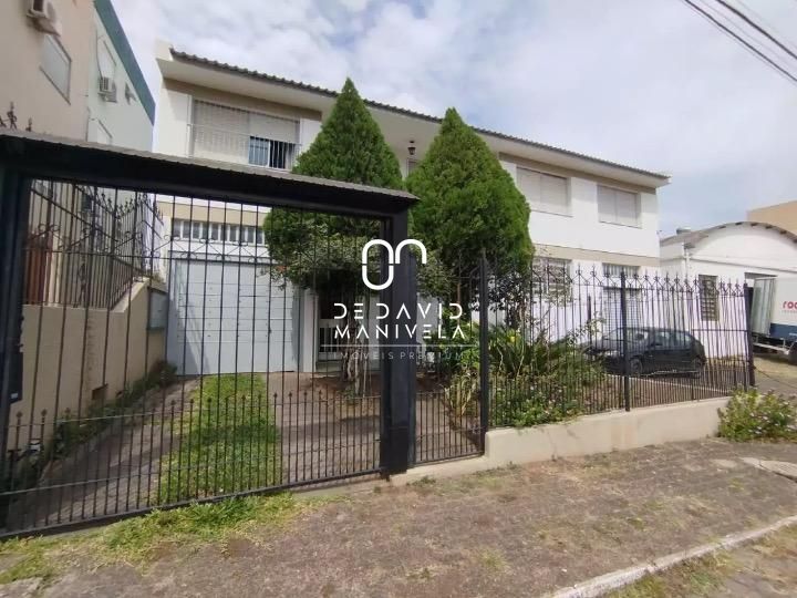 Casa de 4 Dormitórios com 1 suíte e  2 vagar de garagem