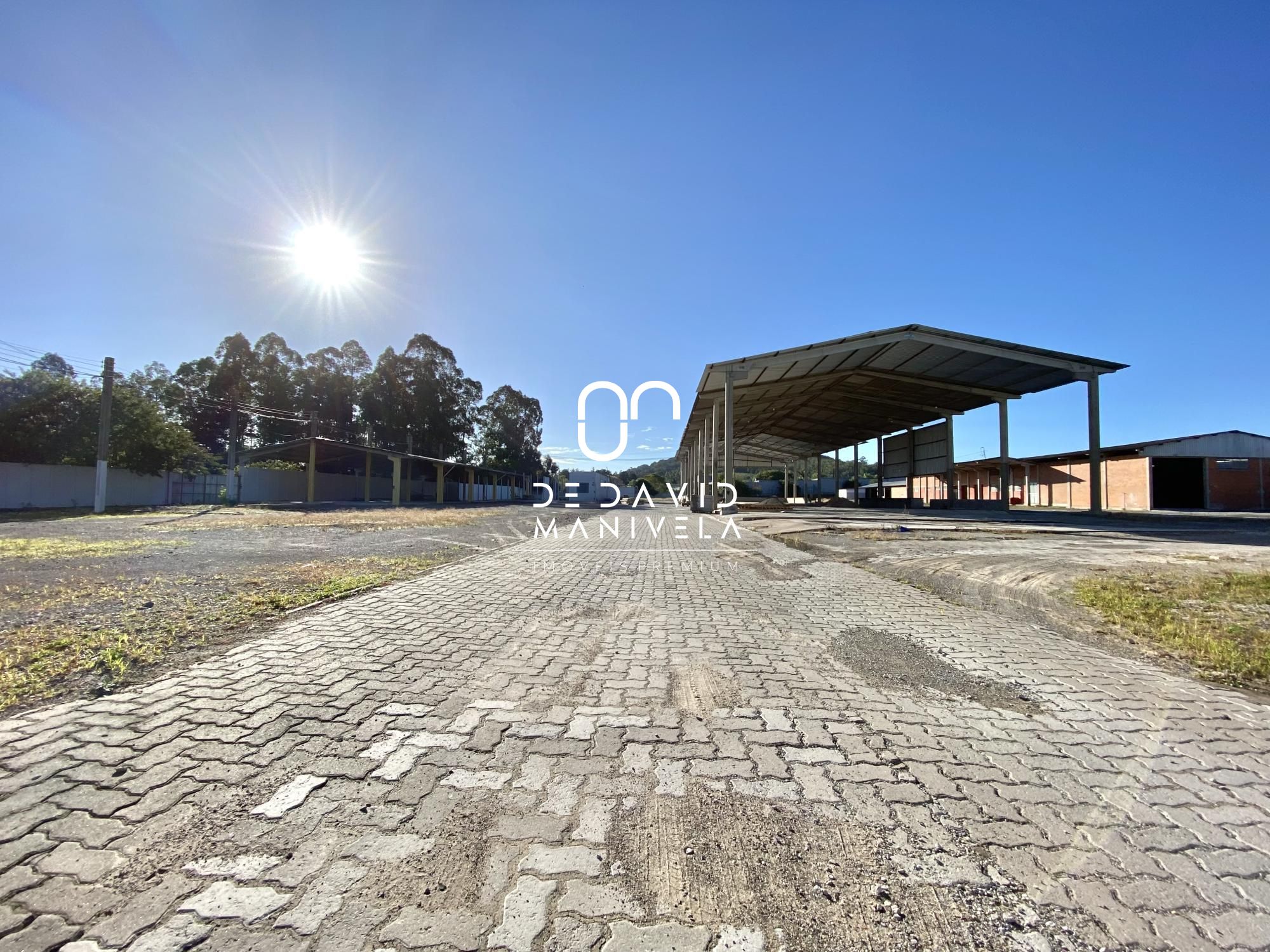 Pavilhão para locação na hélvio basso