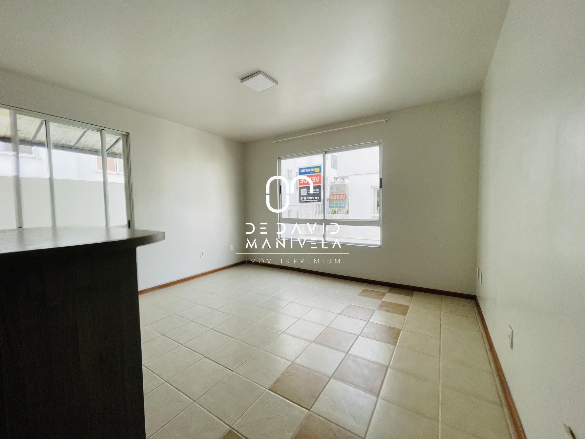 Apartamento com 2 Dormitórios à venda, 53 m² por R$ 210.000,00 Apartamento com 2 Dormitórios à venda, 53 m² por R$ 210.000,00