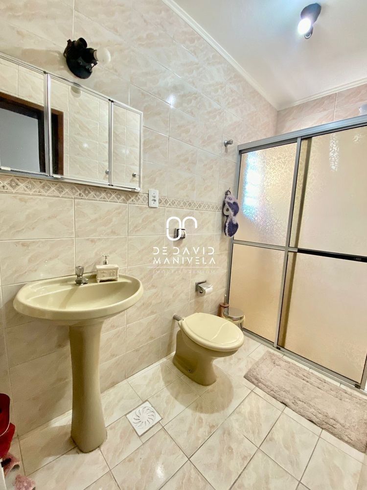 Apartamento com 3 dormitórios á venda com piscina