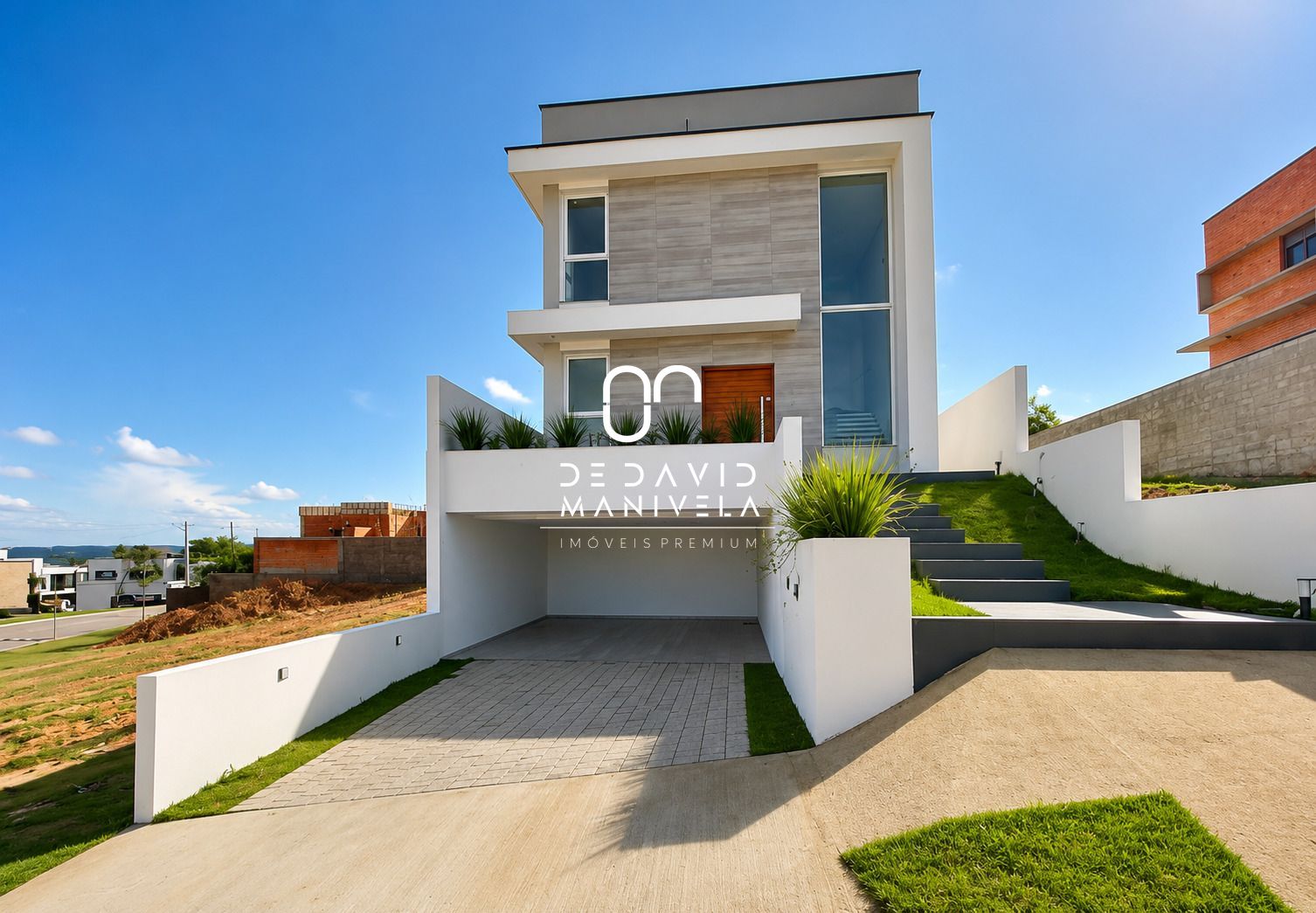 Casa para venda e locação no Condomínio Real Park