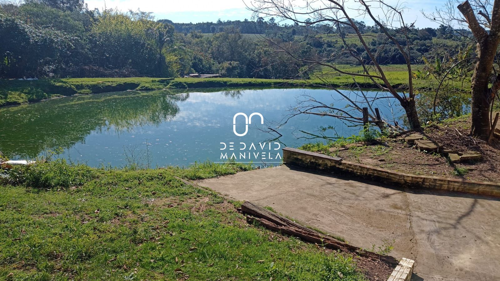 Chácara 2,8 ha com piscina