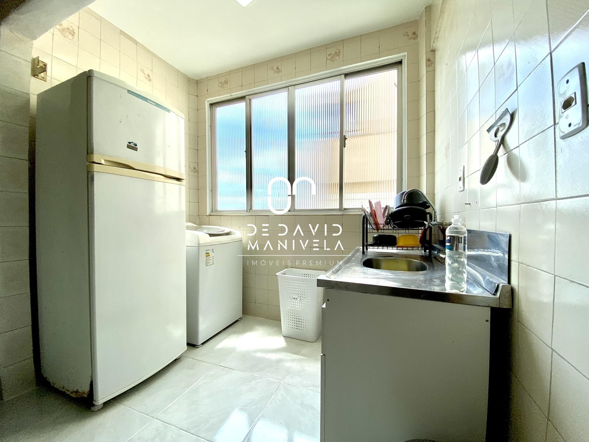 Apartamento com 3 Dormitórios para alugar, 168 m² por R$ 2.100,00 Apartamento com 3 Dormitórios para alugar, 168 m² por R$ 2.100,00