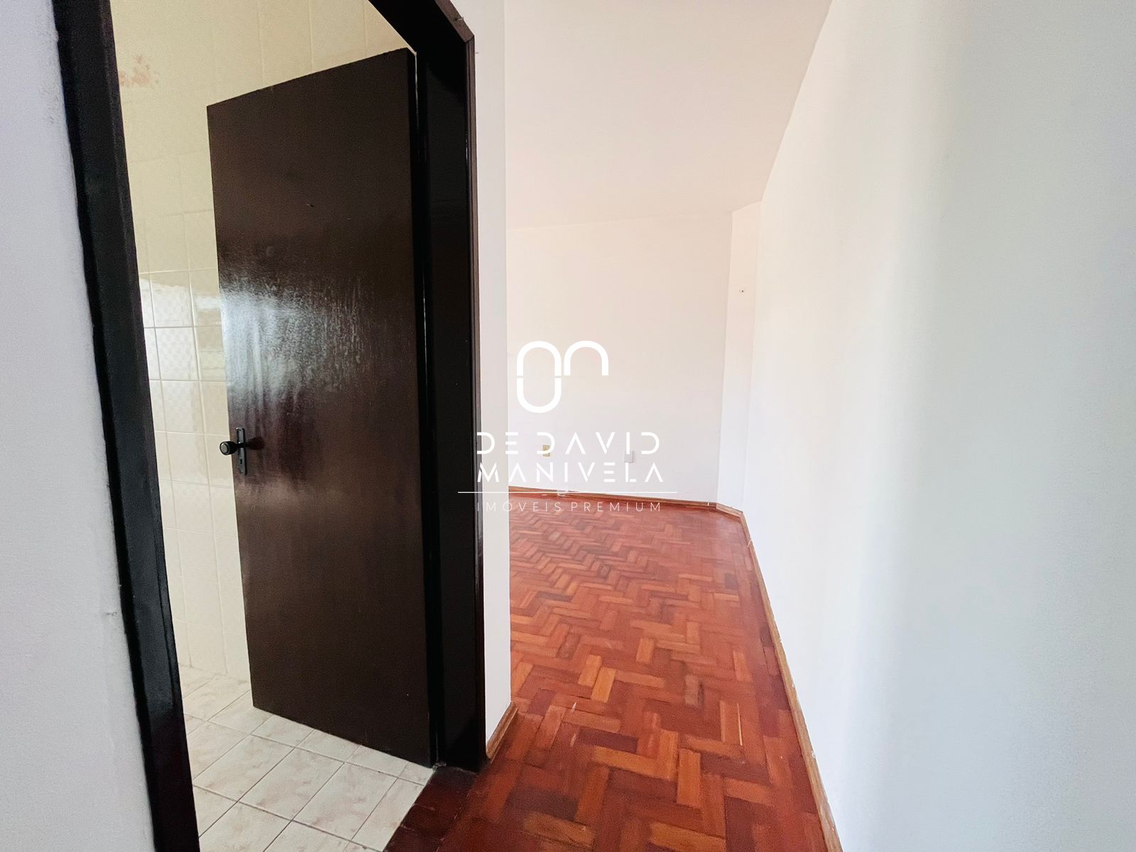 Apartamento com 2 Dormitórios para alugar, 116 m² por R$ 1.100,00 Apartamento com 2 Dormitórios para alugar, 116 m² por R$ 1.100,00
