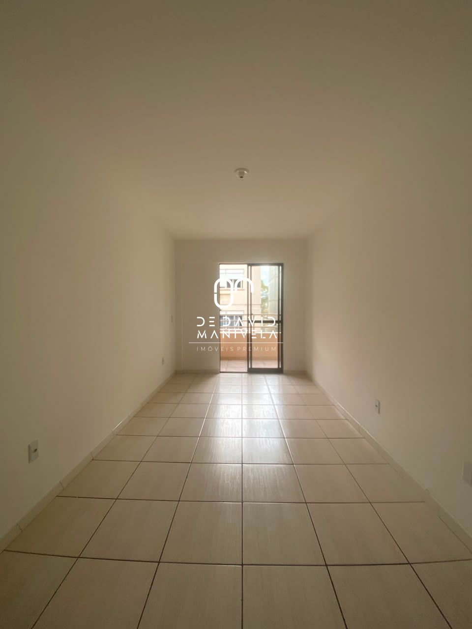 Apartamento com 1 dormitório, e 1 vaga de garagem