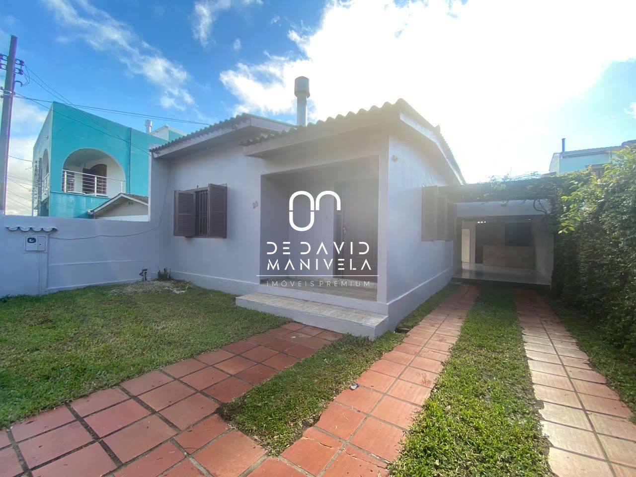 Casa para locação , Com 3 quartos 2 vagas de garagem