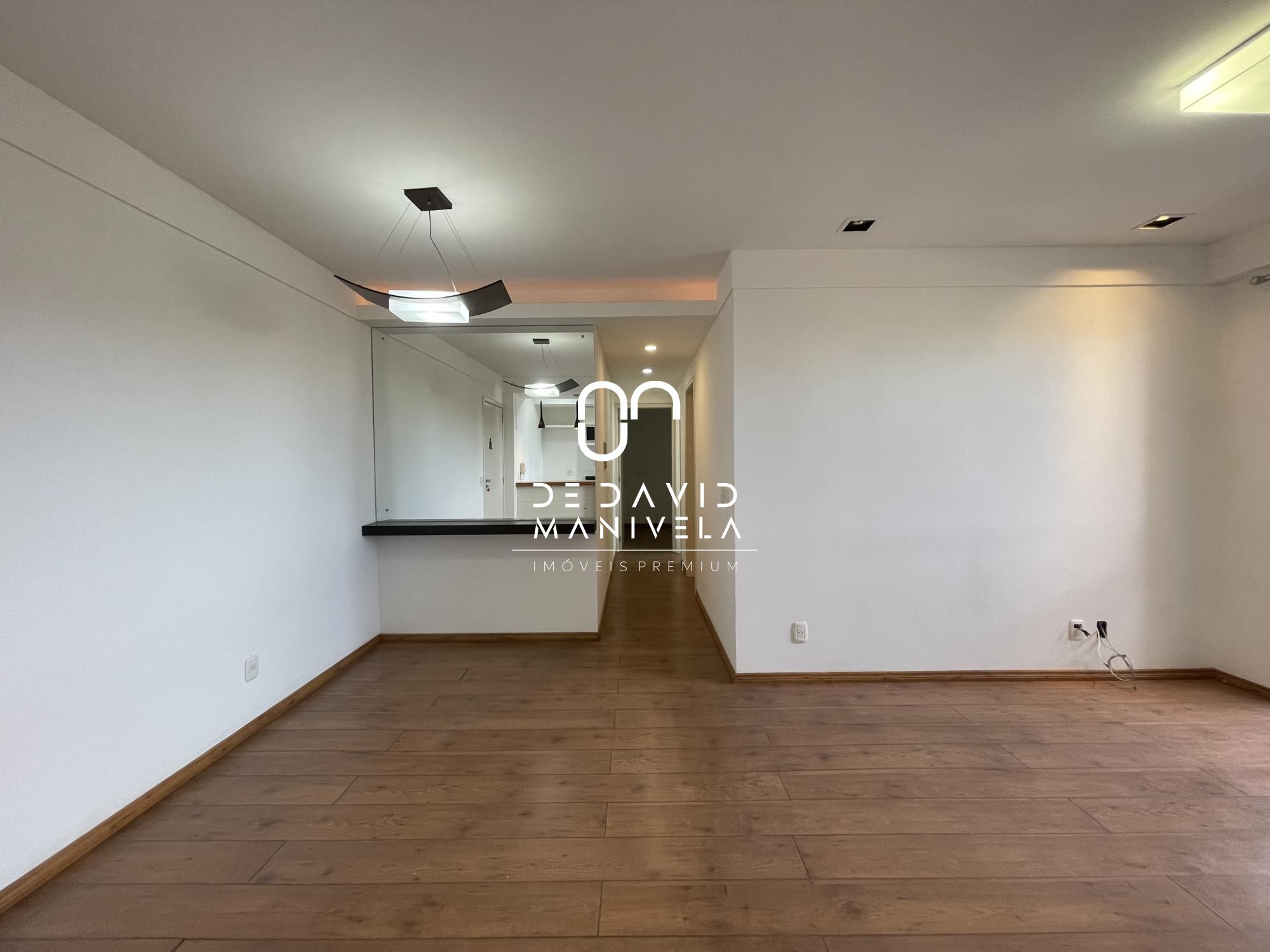 Apartamento à venda semimobiliado, condomínio com piscina